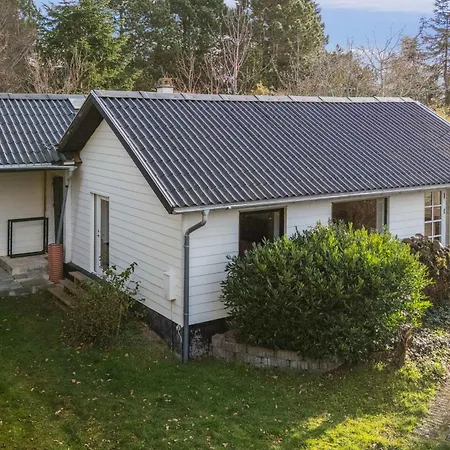 度假居 Renovated Near And Forest