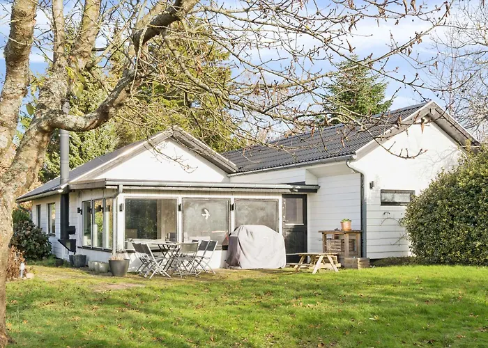 Renovated Near And Forest * Græsted