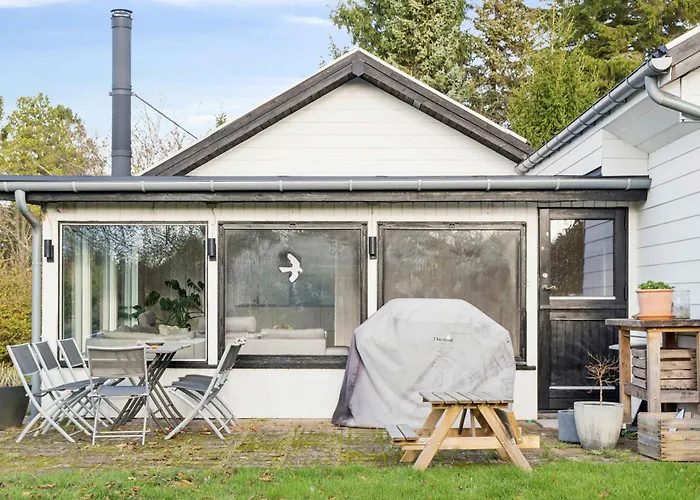 Renovated Near And Forest Дом отдыха Graested